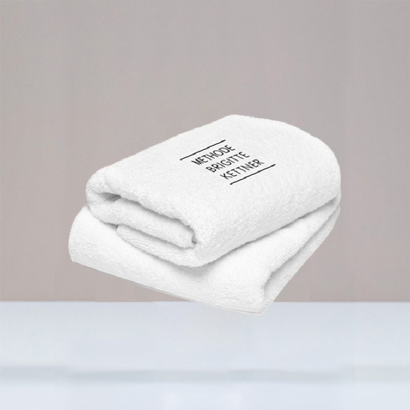 hole_mbk_90403 حوله صورت سفید و با کیفیت MBK - Image 1